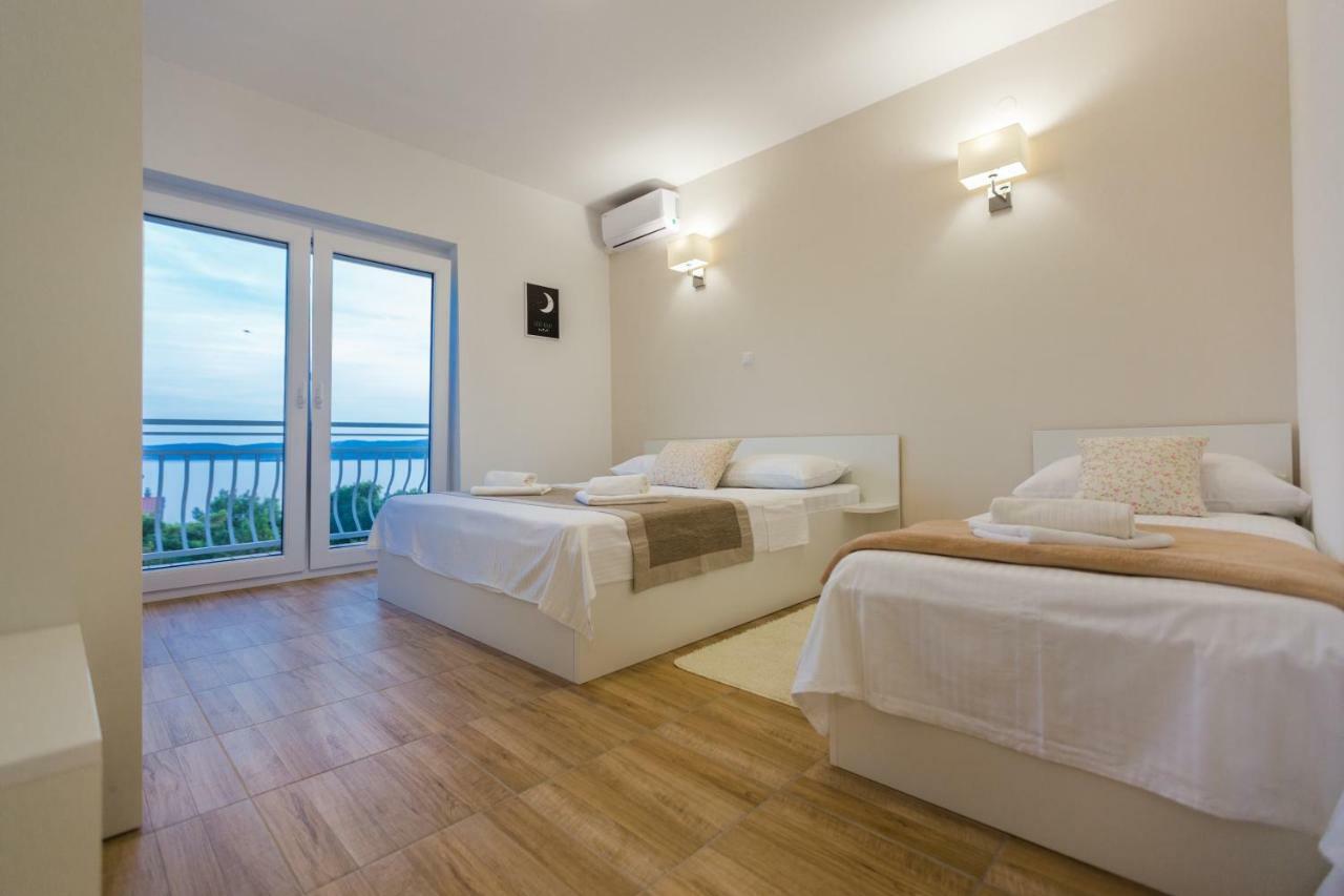 Apartmani Kristijan 茨里克韦尼察 外观 照片